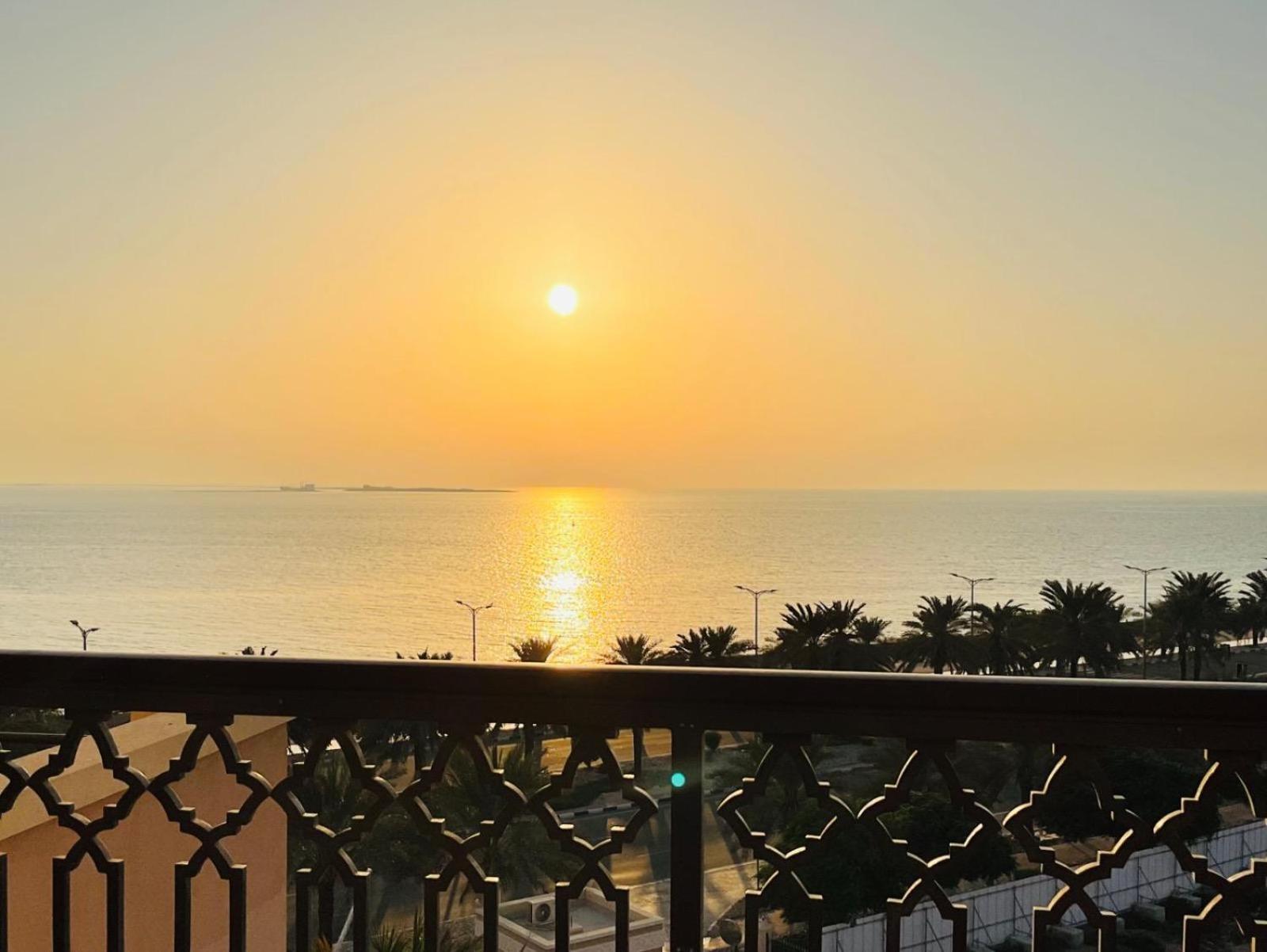 Hala Holiday Homes- Bab Al Bahr Residence, Al Marjan Island Ras al-Khaimah Exteriör bild